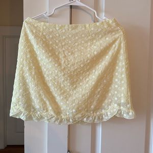 yellow mini skirt